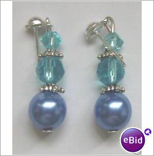 BLUE PEARL & BLUE GLASS TOP STUD