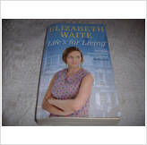 9780751536102 - Lifes for Living