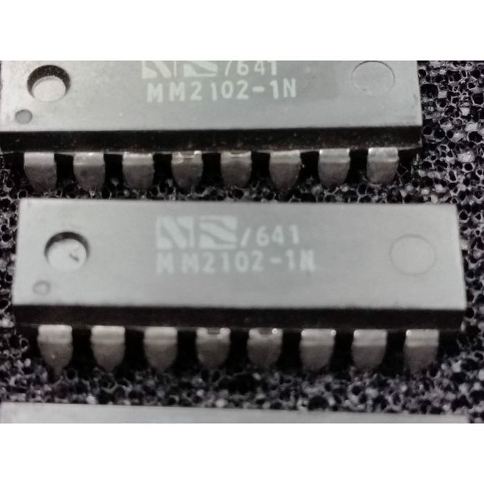 Fairchild F93422DC 256x4 SRAM - Vintage NOS Ceramic DIP-22 IC - 1980s