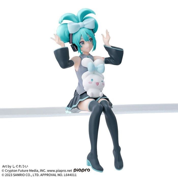 Miku x Cinnamoroll Chokonose Premium Figure SEGA Hatsune