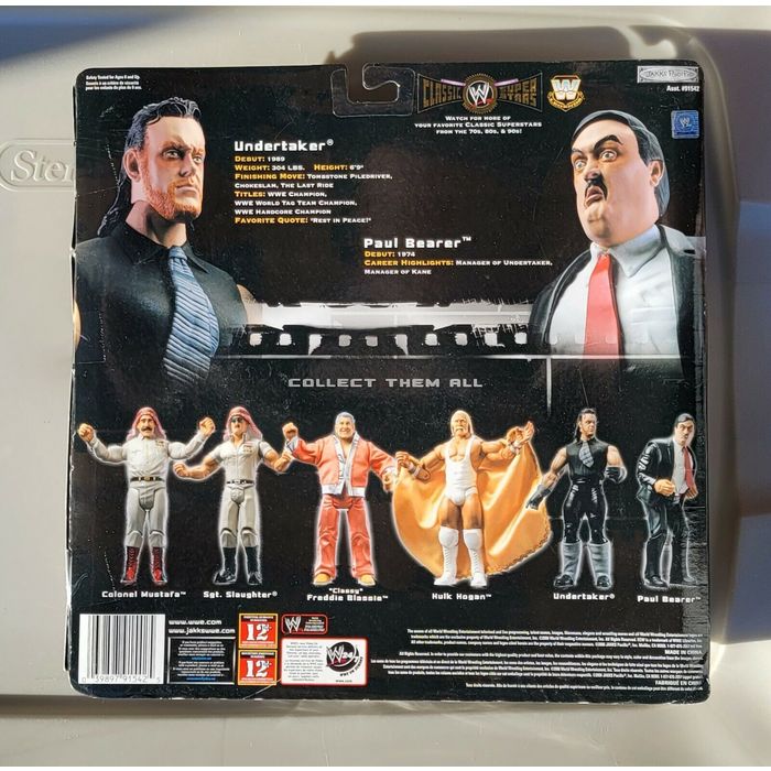 【おトク】 ljn wwf wwe classic undertaker & bearer paul superstars スポーツ