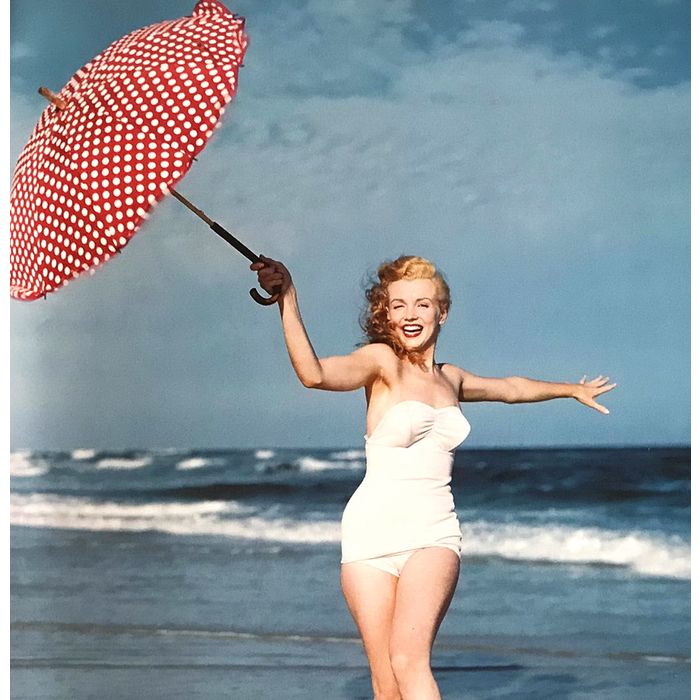 Marilyn Monroe Vintage Sexy Beach Umbrella Pinup Print Poster Playboy Wall Art C On Ebid Canada 189963207