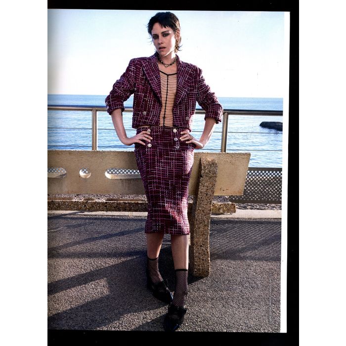 GIGI HADID Elle Magazine March 2023 No. 444 The Gigi Hadid You Don
