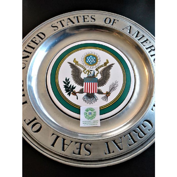 VINTAGE WILTON PEWTER DISPLAY PLATE GREAT SEAL OF THE UNITED