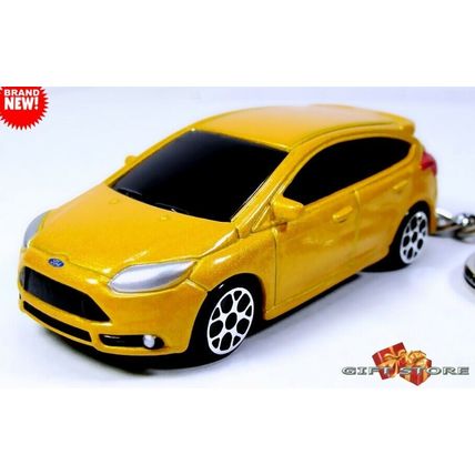 KEYCHAIN YELLOW ELECTRIC GOLD FORD FOCUS ST CUSTOM Ltd EDITION GREAT GIFT