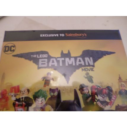 The Lego Batman Movie -with Limited Edition-Batgirl Lego Minifigure - New/Sealed