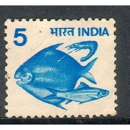India 1979 - SG921a - 5ps Hilsa Pomfret & Prawn - mint no gum
