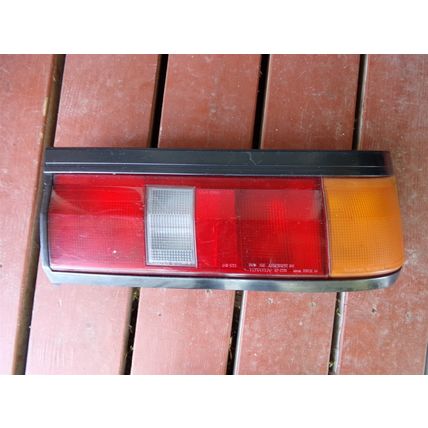 1984 - 1987 Toyota Corolla AE86 Hatchback 12-226 RH Tail Light OEM 84 85 86 87