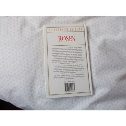 ROSES ILLUSTRATED GUIDE HARDBACK (23/04) # #