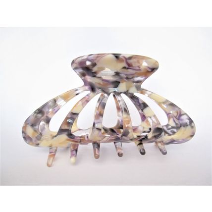 Lavender purple creme colorful marbled hair claw clip