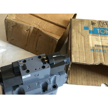 TOKIMEC DG5V-7-3C-T-P7-T-84-JA,0921 SOLENOID PILOT OPERATED DIRECTIONAL VALVE,AE