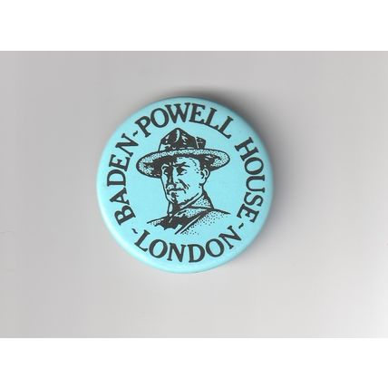 Scout Metal Pin Badge UK - Baden Powell House London - Used (H2)