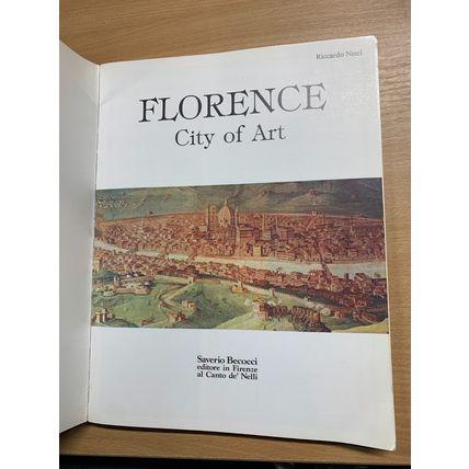 VINTAGE "FLORENCE - CITY OF ART" LARGE ILLUSTRATED PAPERBACK BOOK (P4)