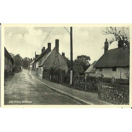 Suffolk BARDWELL Low Street Postcard (10924)
