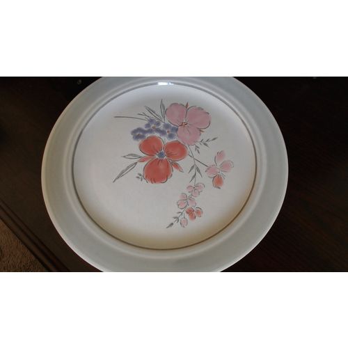 Vintage Galleria Stoneware Flower Floral Pink Gray Dinner Plates