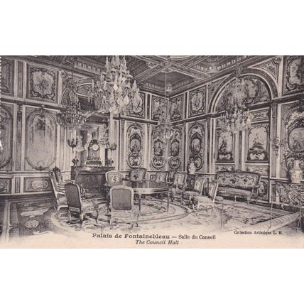 Palais de Fontainebleau Salle du Conseil France Postcard unused VGC