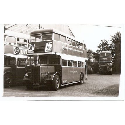 Black & White Photograph of Yorkshire Traction Co. Ltd. - HE 9978