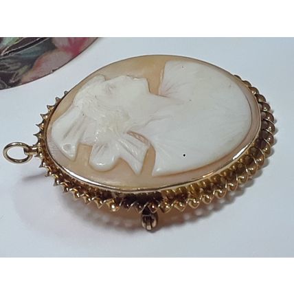 Antique Corkscrew Framed Carved Oval Cameo 10Kt Yellow Gold Brooch/Pendant#20508