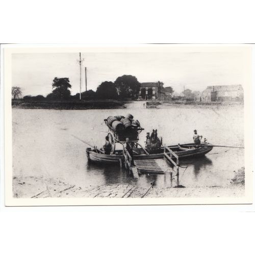 Howden Dyke Ferry Yorkshire Humberside Libraries Reproduction Postcard 27