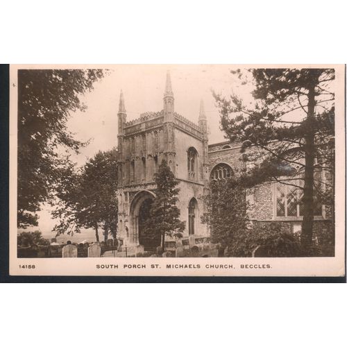 Vintage GB Postcard - South Porch St. Michaels Church, Beccles, Suffolk