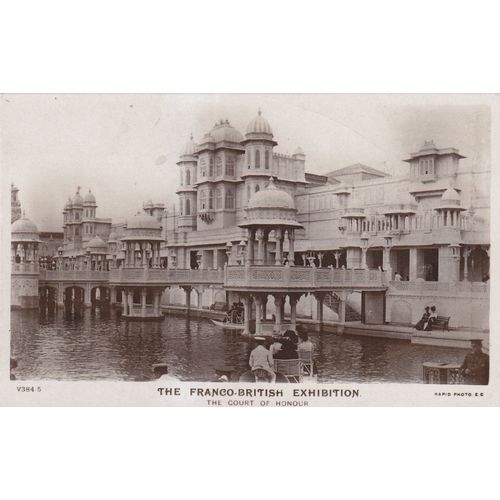 B&W Postcard - Court of Honour with Lake Franco-British Exhibition 1908, London