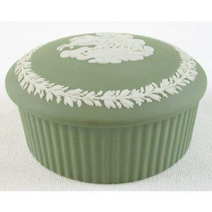 Wedgwood Jasperware Sage Green Round Trinket Box, Horses & Chariot Scene