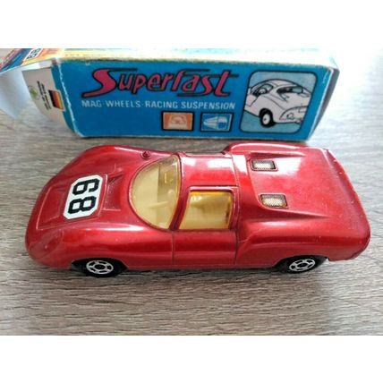 Matchbox No68 PORSCHE 910 sports racer
