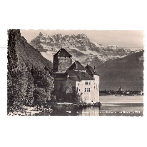 CHATEAU de CHILLON, LAC LEMAN, SWITZERLAND unused vintage postcard RP =