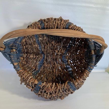 Vintage Basket Buttocks Egg Gathering Hand Woven Primitive Farmhouse Gods Eye