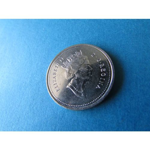 1995 QUEEN ELIZABETH II CANADA TWENTY FIVE CENTS FREE POST. Z