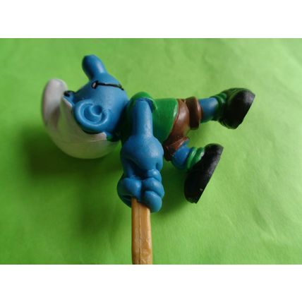 Field Hockey smurf complete with hockey stick