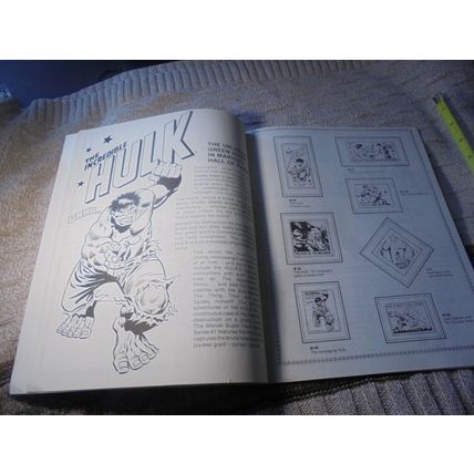 1976 OFFICIAL MARVEL COMICS SUPER HERO STAMP ALBUM BOOK!! VF/NM! $45.00 Shipped!