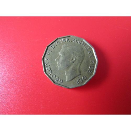 1952 GEORGE VI BRASS THREEPENCE - COIN - 2 FREE POST. Q