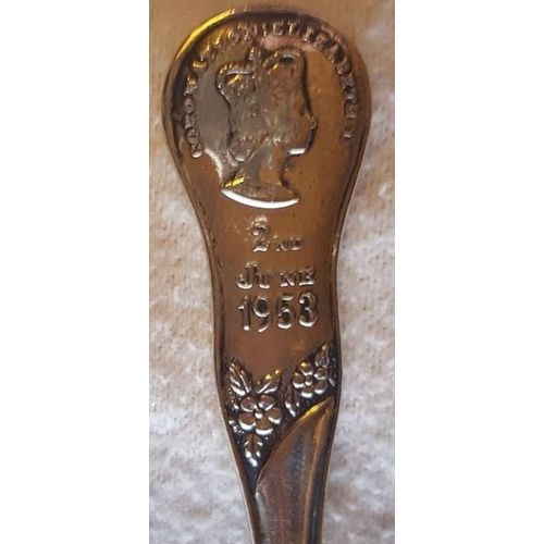 Coffee Tea Dessert Fork ~ Coronation Queen Elizabeth II 2nd June 1953