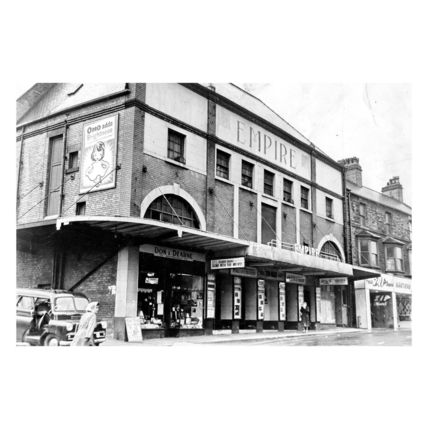 pt9409 - Empire Cinema , Wombwell , Yorkshire - print 6x4