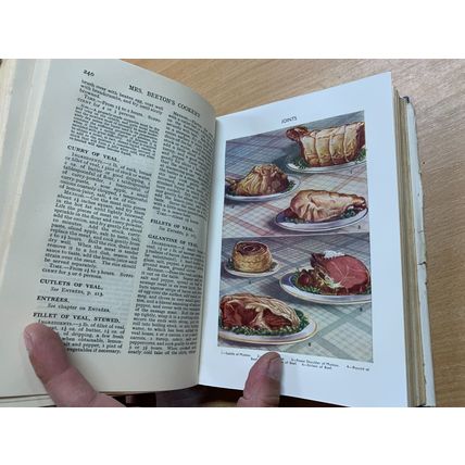 c1950 "MRS BEETON'S ALL ABOUT COOKERY" ILLUSTRATED HARDBACK BOOK (P4)