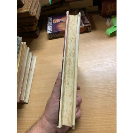 1950 PETER CHEYNEY "KNAVE TAKES QUEEN" FICTION HARDBACK BOOK (P3)