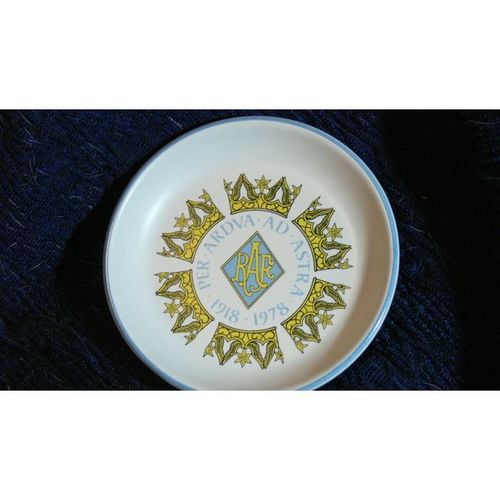 Denby RAF Royal Air Force Diamond Jubilee Coaster Unicorn & Dragon 1977 1978