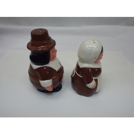 Thanksgiving Salt & Pepper Pilgrims Publix Supermarket 2004
