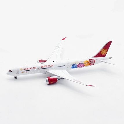 BOEING 787-9 DREAMLINER JUNEYAO AIRLINES REG: B-20DT - AVIATION 400 AV4194 1/400