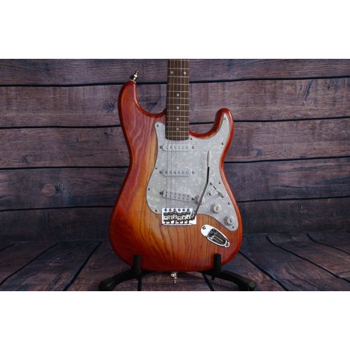 GJ custom built guitars #082 Strat