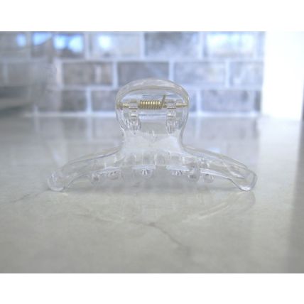 Small clear transparent no color hair claw clip for fine, thin hair