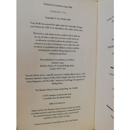 Hooking Up - Essays and Fiction - Tom Wolfe - 1st U.K Edition - 1st Print - 2000