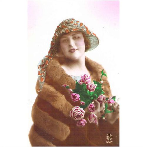 CARTE POSTALE - MODE - FEMME A CHAPEAU - REF 74