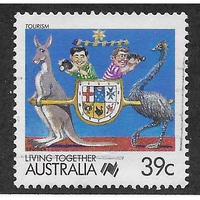 AUS 1988 39c 'LIVING TOGETHER - TOURISM' FINE USED (EBID67-177)