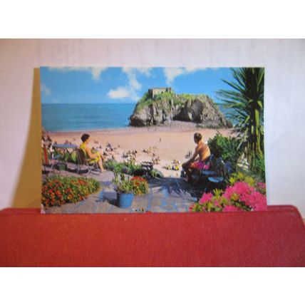 ST. CATHERINE'S ISLAND, TENBY, PEMBROKESHIRE unused postcard Colourmaster =