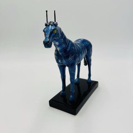 Horse Fever by Mark Hershberger Figurine Marion Cultural Alliance Futura Horse