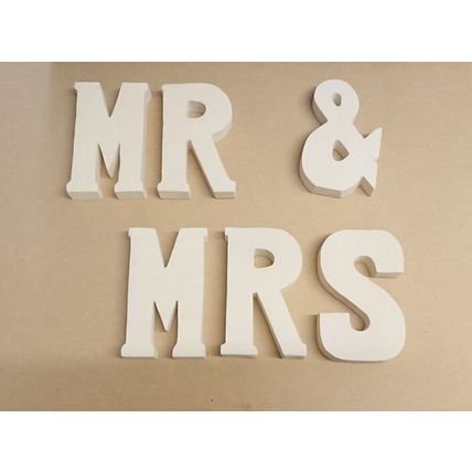 Sandstone MR & MRS Lettering Stone Words Wedding Decor