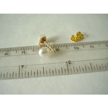 Vintage Earrings Cabochon White Pearl Pierced Wedding Small 6mm Retro Studs