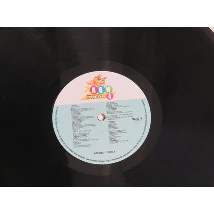 NOW THATS WHAT I CALL MUSIC 4 DOUBLE GATEFOLD VINYL LP.